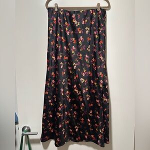 🥀Halogen Floral Black Skirt